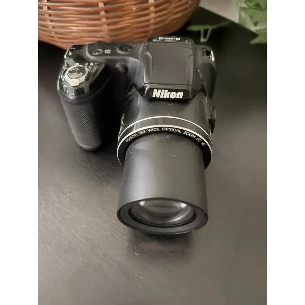 Nikon COOLPIX L810 16.1MP 26X Digital Camera Black PARTS ONLY!